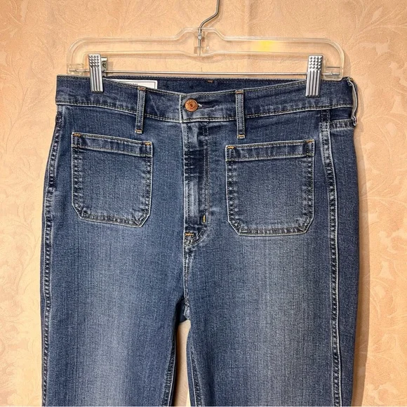 GAP 'High-Rise 70s Flare' Medium Wash Jeans with Front Pockets - Size 29 - Picture 5 of 16